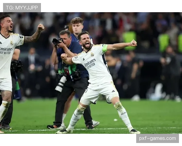 纳乔防守稳健，成为球队后防核心