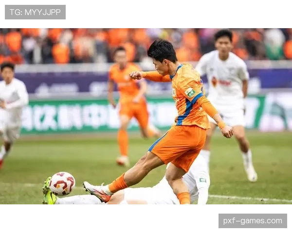 中超最佳阵容揭晓:新星闪耀与老将辉煌共谱华章