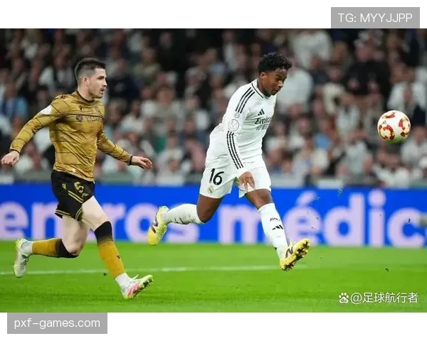 库尔图瓦出球稳健，持续掌控比赛节奏助球队稳居优势